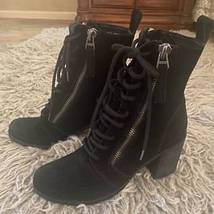 Dolce Vida Double Zipper Bootie Size 8 1/2 Black